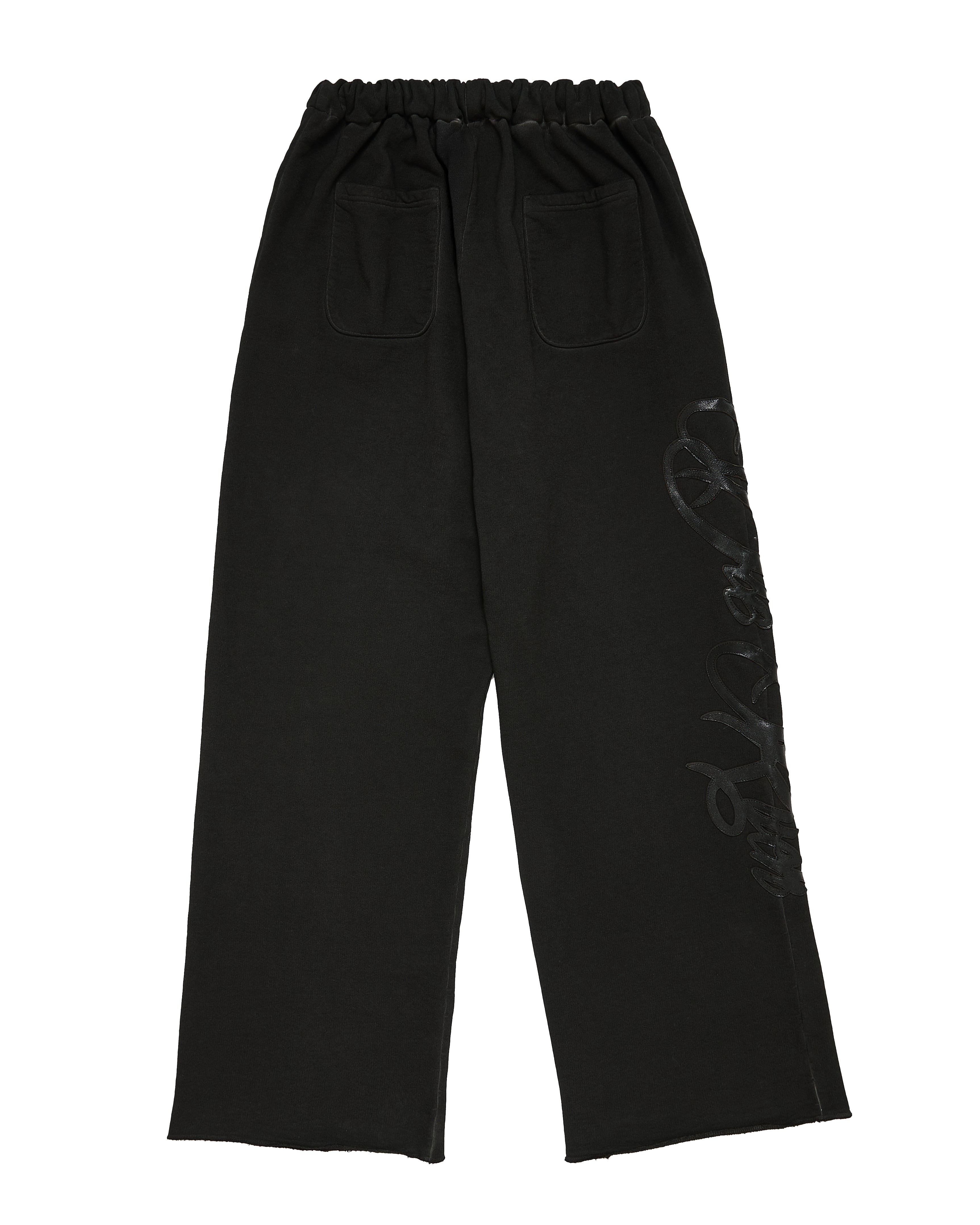 SWEATPANTS LEATHER PATCH
