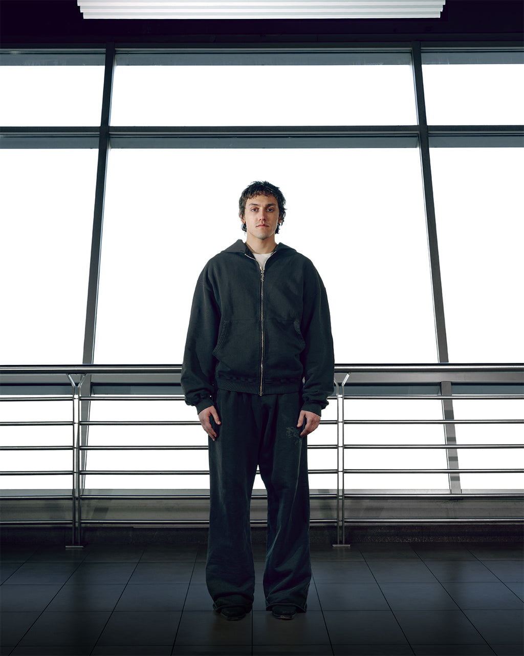 SWEATPANTS LASER GRAPHITE