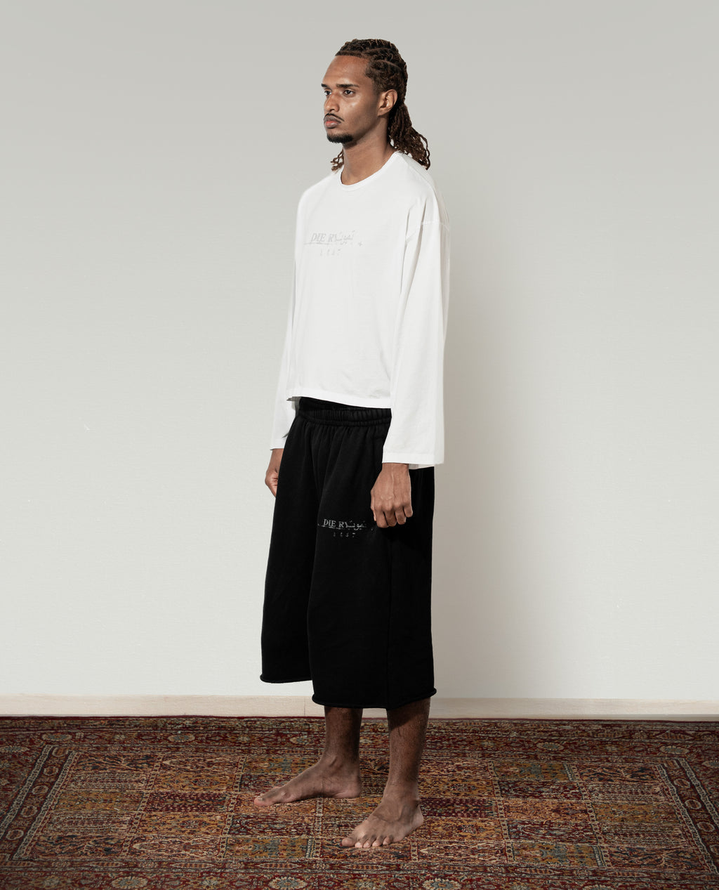 1447 WHITE LONGSLEEVE