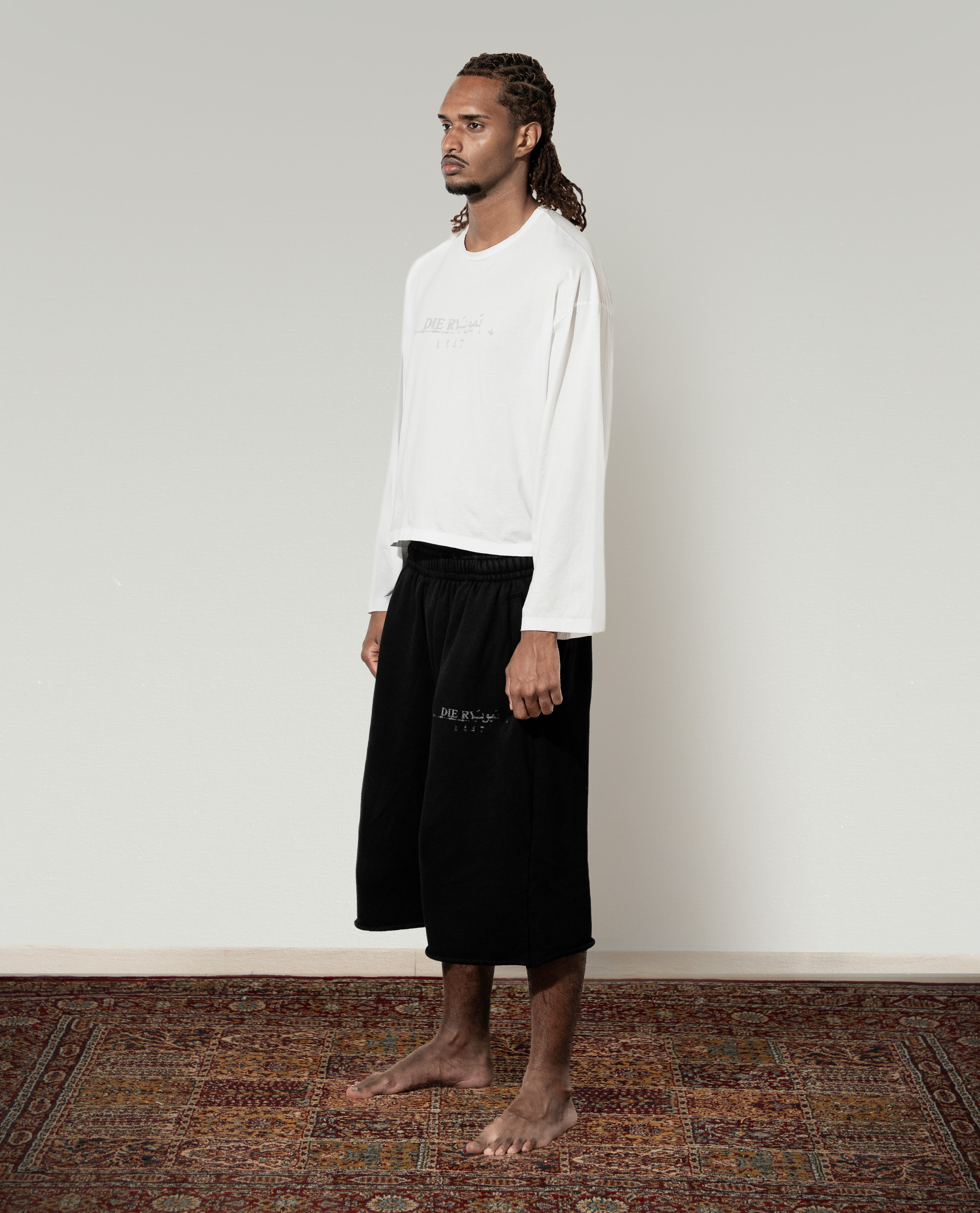 1447 WHITE LONGSLEEVE